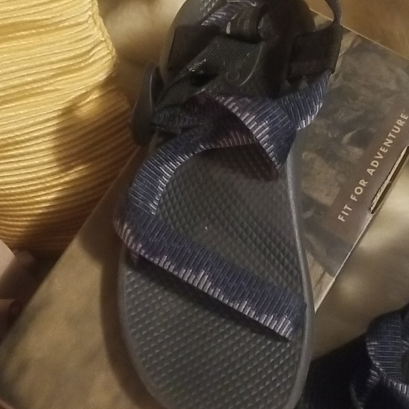 Sandles - Picture 3 of 9